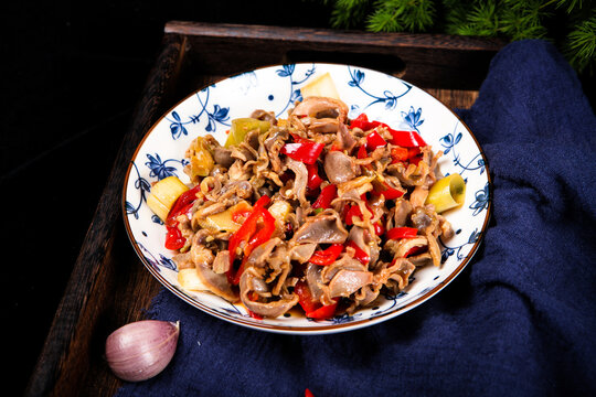 Stir Fried Chicken Gizzards With Fresh Red Bell Peppers