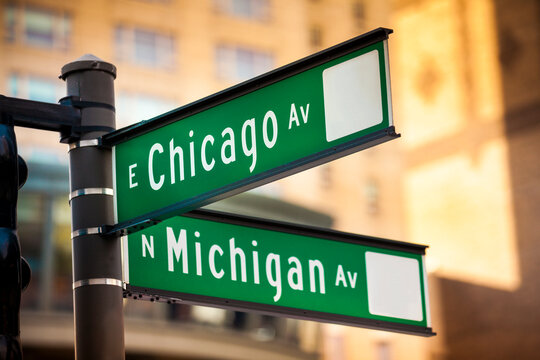 Green street sign for Chicago Avenue in Illinois