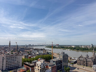Obraz premium Panoramic Aerial View of Antwerpen, België Skyline with Cathedral and Scheldt River on a Sunny Summer Day