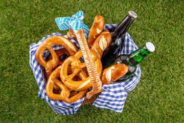 Fototapeta premium Oktoberfest picnic and barbecue food, Oktoberfest bavarian party menu