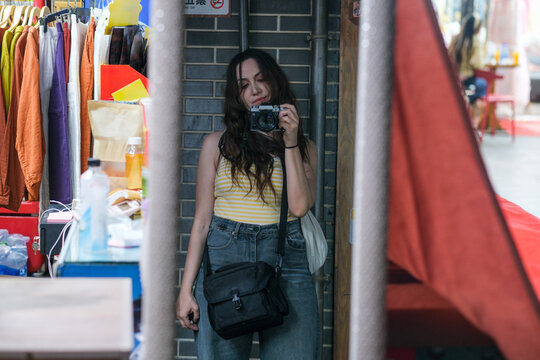 Mirror Reflection in Market Stall