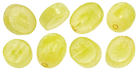 Obraz premium Green grape slices isolated on white background with clipping path