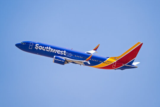 Sunport International Airport 7-12-2026 Albuquerque, NM USASouthwest Airlines Boeing 737-Max8 N8826Q departure from runway 8 at Albuquerque Sunport international airport.