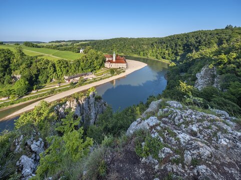 View of the Danube and Weltenburg Abbey at the Danube Breakthrough, Danube Valley near Kelheim, Lower Bavaria, Bavaria, Germany