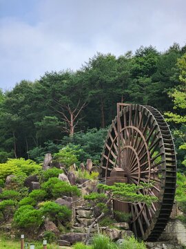 거대한 물레방아