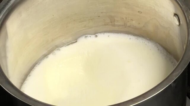 Milk boiling in a vessel