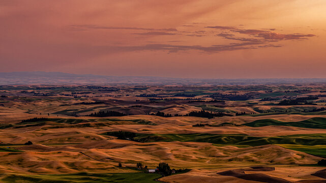 Afterglow over the Palouse viewed from Steptoe Butte in Washington, USA
