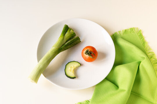 Tomato, cucumber and spring onion