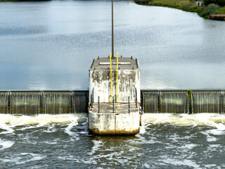 Water  © Tomasz