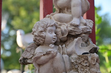 Naklejka premium Garden Statue