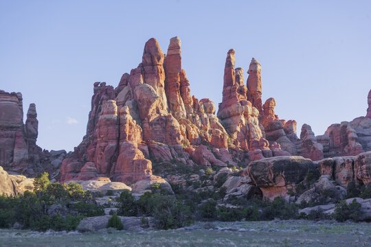 Sandstone pinnacles, Chesler Park, The Needles district, Canyonlands National Park, Utah, USA