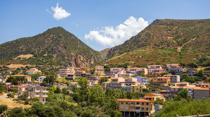 A province nestled amongst the mountains  © GUTOROV