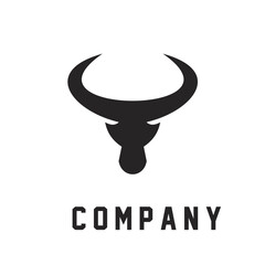 Fototapeta premium Minimalist Black Bull Head Logo Silhouette Vector Icon for Company Branding and Strength Symbolism