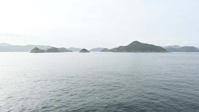長崎港から出発するフェリー甲板からの風景