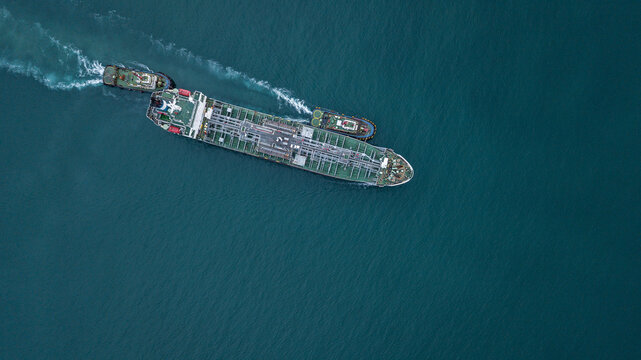 Large Crude Oil Tanker Sailing Across the Open Ocean
