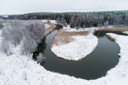 Lyna River meanders