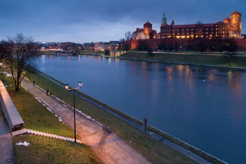 Vistula River in Krakow © Wojciech