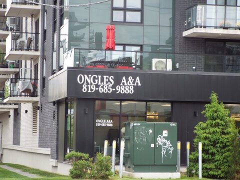 Gatineau,Quebec, Canada &ndash; May 30, 2026: The storefront of "Ongles A&A", a professional salon providing services, services de manucure at 176 Rue Principale.