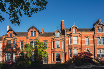 Obraz premium old houses in belfast, uk