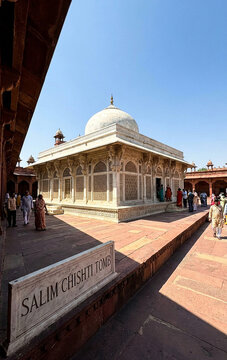White marble Tomb of Salim Chishti in Fatehpur Sikri Agra
