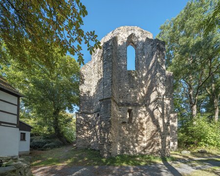 The castle stone ruins in the Vogtland, ruin of a former pilgrimage church, Burgstein, Vogtlandkreis, Saxony, Germany