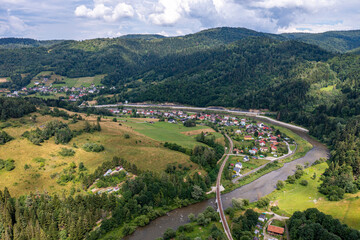 Majda, Wapienne, Muszyna, Dolina Popradu widok z powierza lato. © Maciej G. Szling