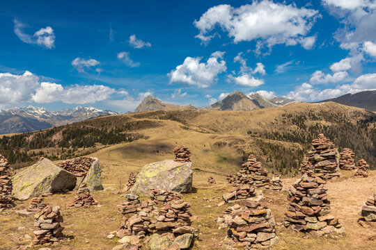 Stoanerne Mandln, Steinfiguren auf der Hohen Reisch, S&uuml;dtirol