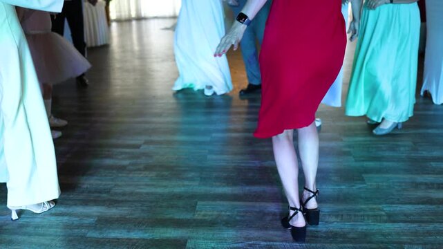 People dancing on the wedding dance floor