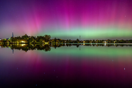 Polarlichter &uuml;ber dem Thielenburger See