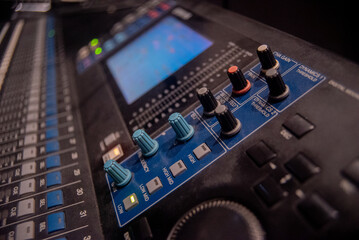 consola de audio vieja © Juan Manuel
