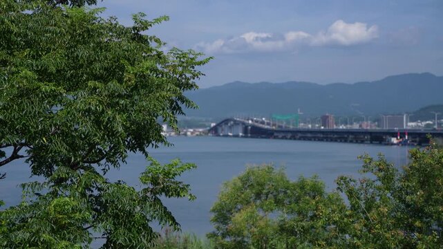 滋賀県・琵琶湖大橋の夏の風景