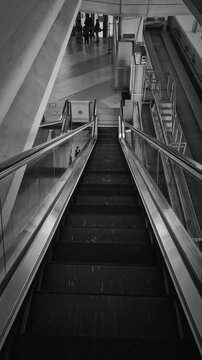 moving escalator in the airport