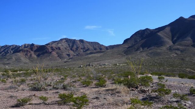 Texas, USA: landscape of the Franklin Mountains in El Paso, Texas, characterized by rugged igneous rock formations