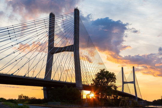 65095-02907 Bill Emerson Memorial Bridge at sunrise over Mississippi River Cape Girardeau  MO