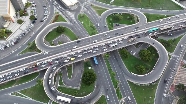 Aracaju, Sergipe, Brazil &ndash; July 13, 2026: 4K view of urban traffic flowing through the DIA overpass (Viaduto do DIA) intersection during the day