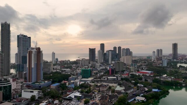 A dynamic hyperlapse capturing Colombo&rsquo;s bustling cityscape, modern skyline, waterfront and fast-moving urban life.