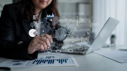 Global business data analysis and market research report. Using analytics and statistics for insight into the worldwide economy and business strategy. Motif © InfiniteFlow