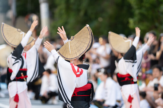 阿波踊り