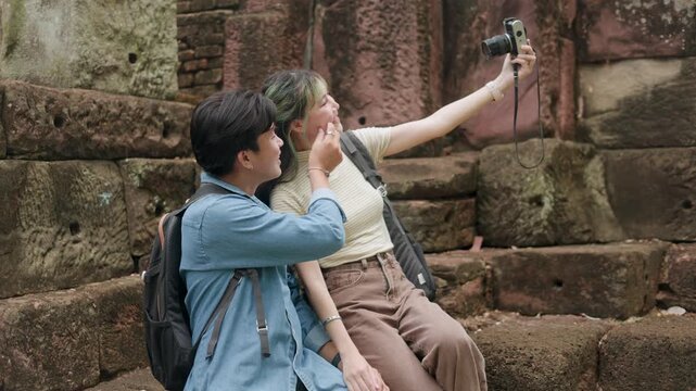 Travelers Checking Photos by White Building Part 130