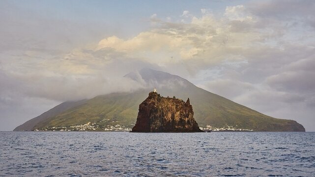 Strombolichio, small volcanic rock island off Stromboli, whole island, Stromboli, mountain, volcano, volcanic island, Stromboli, Aeolian Islands, Lipari Islands, Sicily, Italy