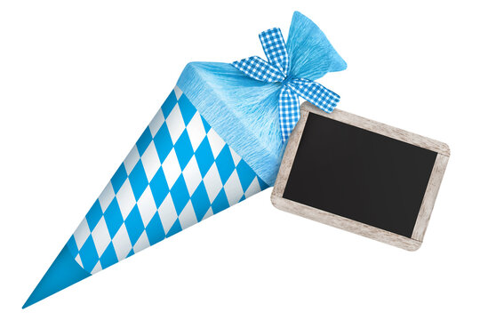 Schult&uuml;te und Tafel f&uuml;r den ersten Schultag in Bayern  Hintergrund weiss