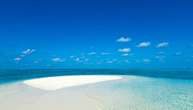 beach background. Summer travel and tourism, vacation destination concept. Sea landscape
