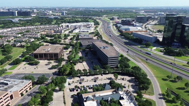 Office park clusters integrate with maintained green spaces and wide-reaching parking facilities suburbs DFW. Balanced development characterizes modern Las Colinas, Irving, TX work environments