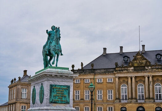 청동,기마상,프레데리크5세,아말리엔보르궁전,Amalienborg Palace,코펜하겐,덴마크