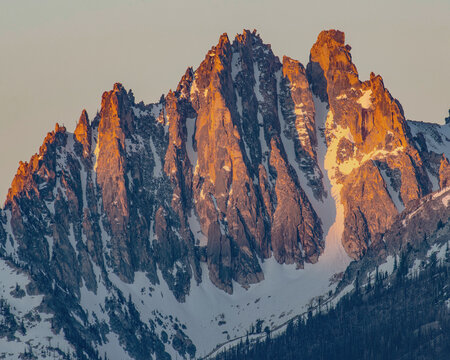 Mount Heyburn at dawn, Sawtooth National Recreation Area, Idaho