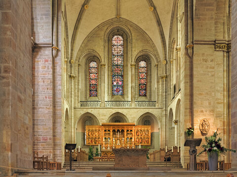 Osnabruck, Germany. Chancel, choir and altar of St. Peter's Cathedral. The cathedral was founded in 785. The oldest parts of the present-day church dates back to the 12th century.