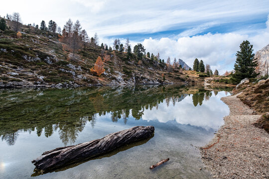 Panorama autunnale dolomiti