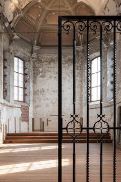 fence in church