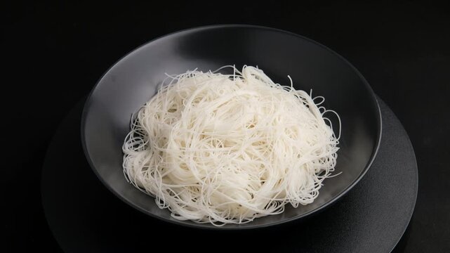 Rice vermicelli noodle in a plate.