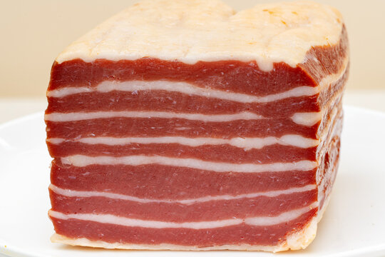 Cured carbonara pork macro
